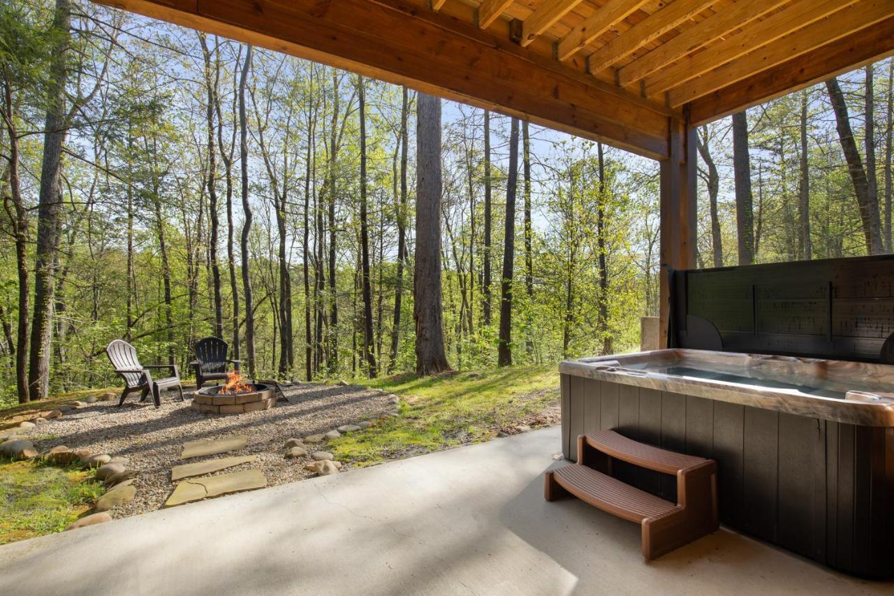 Villa Poolin Around Gatlinburg Esterno foto